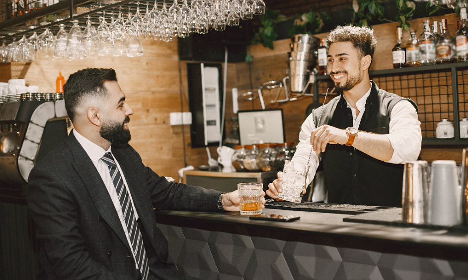 Restaurant et Bar à Vendre Hamilton 1