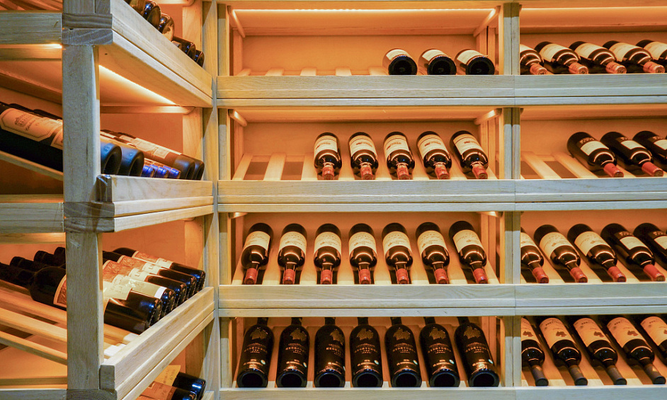 Magasin D'Alcool Indépendant, Emplacement De Choix, Investissement À Fort Rendement - (Cml 11506) À Vendre 1