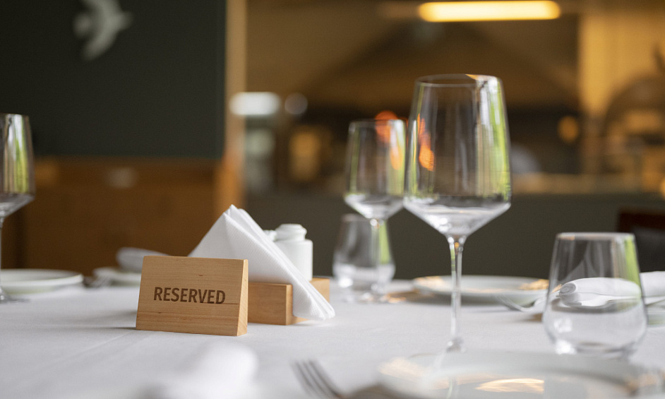 Un Lunch-Bar Bien Placé en Journée, Loyer Seulement 520 $ Par Semaine - (Cml 11469) À Vendre 1 Un Lunch-Bar Bien Placé en Journée, Loyer Seulement 520 $ Par Semaine - (Cml 11469) À Vendre 1